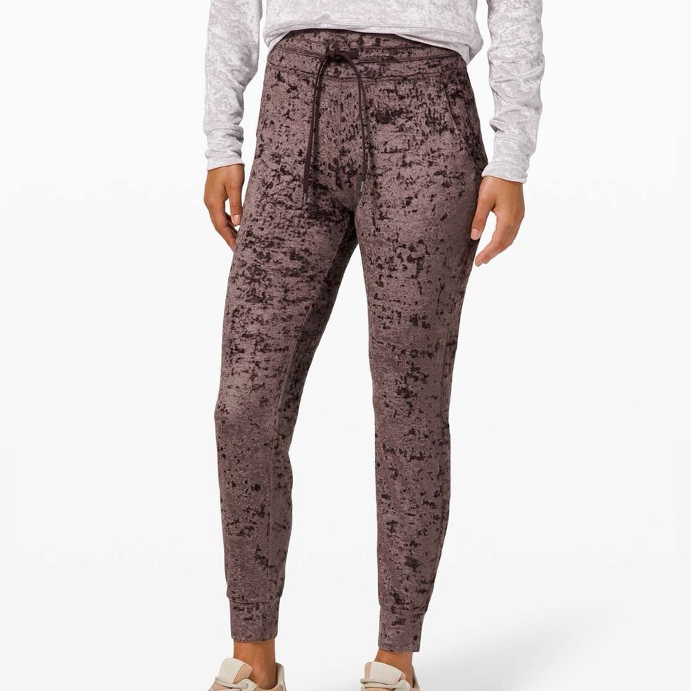 Lululemon Ready To Crush Jogger size 12